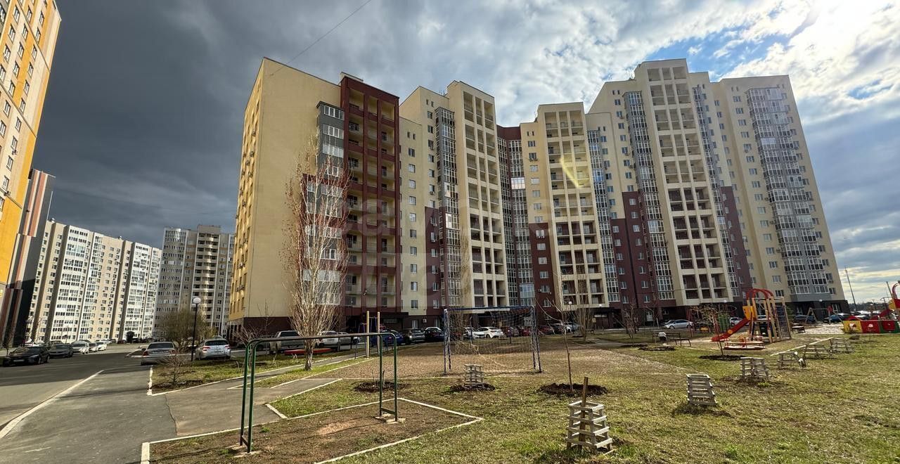 квартира г Оренбург р-н Ленинский ул Уральская 2д фото 1