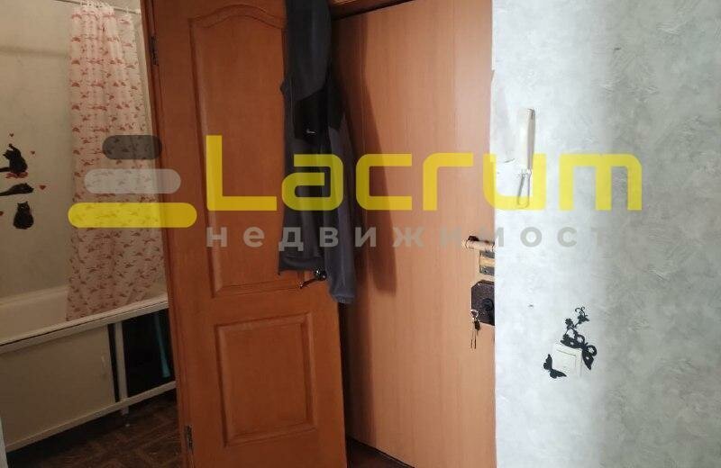 квартира г Красноярск ул Светлогорская 21 фото 1