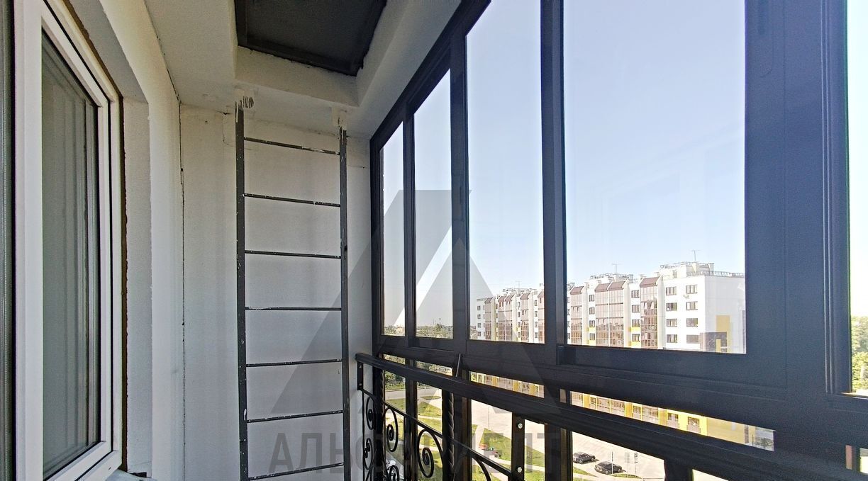квартира г Омск п Биофабрика р-н Центральный 18к 1 фото 2
