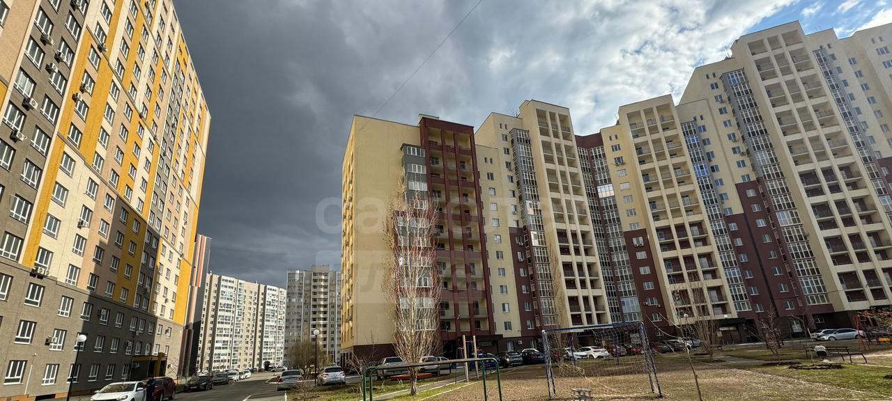 квартира г Оренбург ул Уральская 2д фото 3