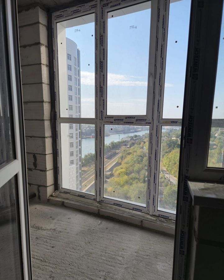 квартира г Ростов-на-Дону р-н Железнодорожный ул Привокзальная 3/1 фото 1