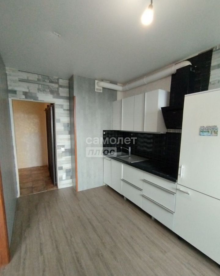 квартира г Пермь р-н Мотовилихинский ул Сакко и Ванцетти 97 фото 1
