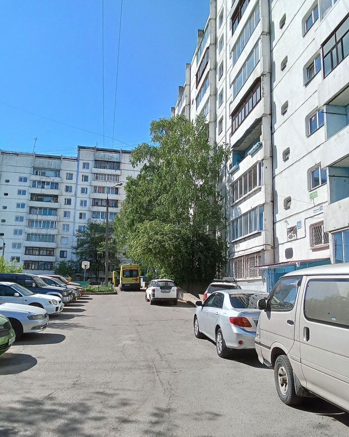 квартира г Иркутск р-н Свердловский мкр-н Первомайский, 23 фото 1
