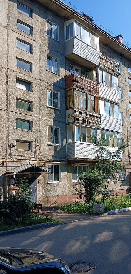 комната г Барнаул р-н Октябрьский ул 80 Гвардейской Дивизии 36 фото 1