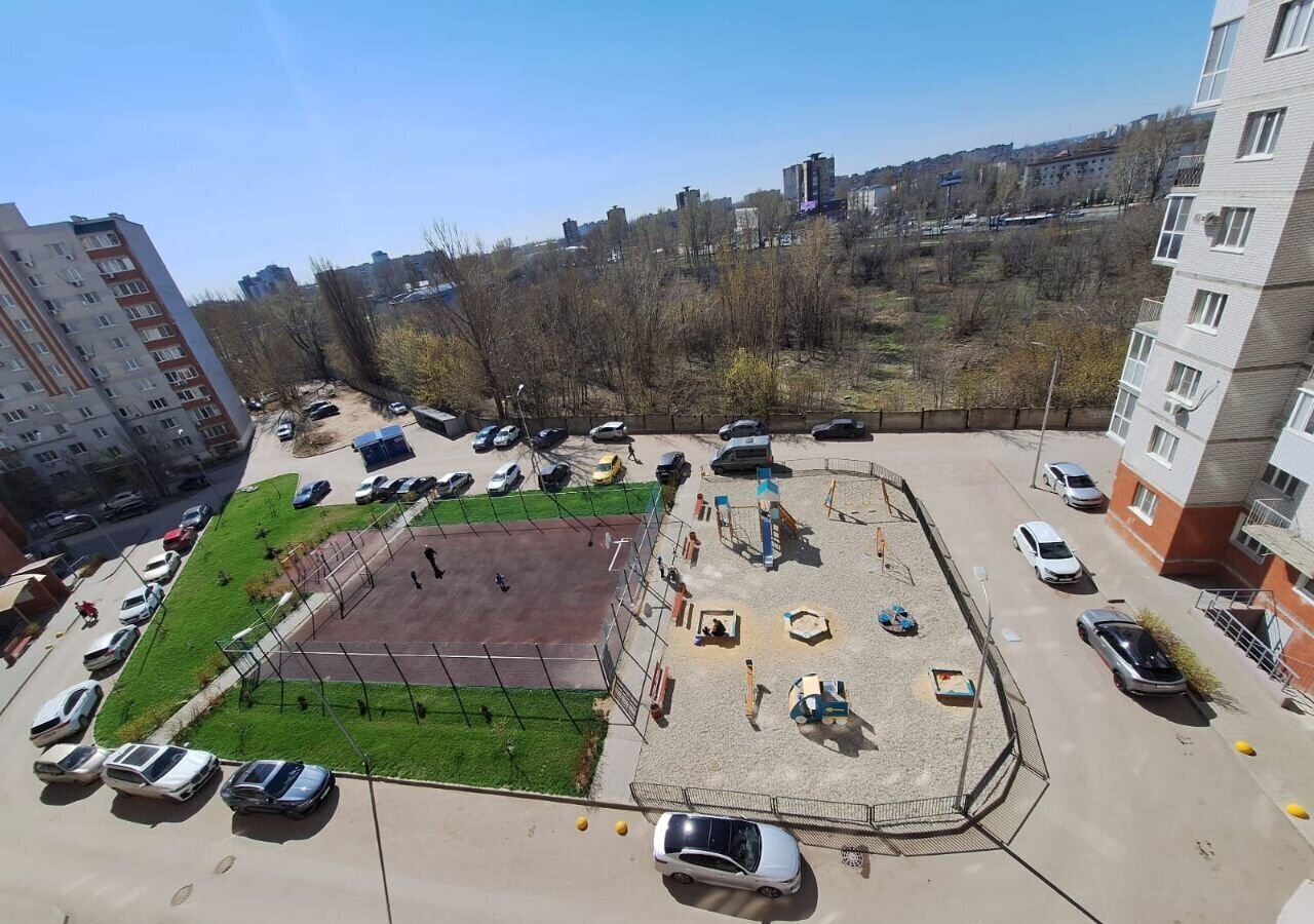 квартира г Волгоград р-н Дзержинский пр-кт Маршала Жукова 98б фото 13