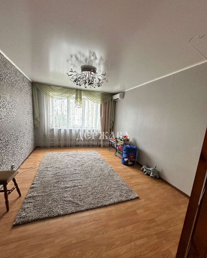 квартира г Старый Оскол мкр-н Королёва, 11 фото 3