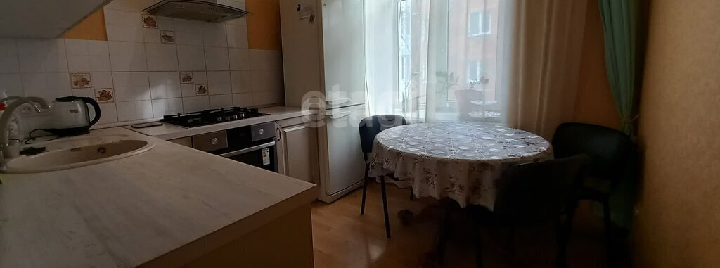 квартира г Омск ул Октябрьская 122 фото 3