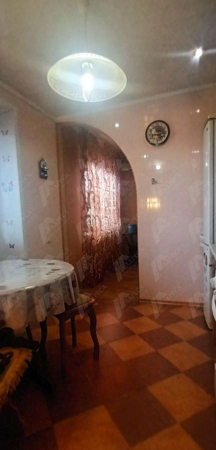 квартира г Астрахань р-н Советский ул Сахалинская 9к/1 фото 9