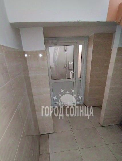 квартира г Омск р-н Центральный ул Н.М.Ядринцева 24 фото 14