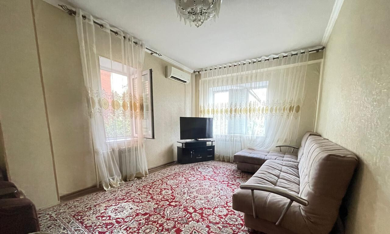 квартира г Астрахань ул Бабаевского пер Бабаевского 1/5 м-н фото 2