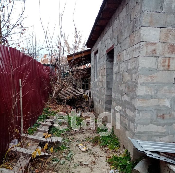 дом г Саратов р-н Кировский пр-д 3-й Мурманский 14а фото 6
