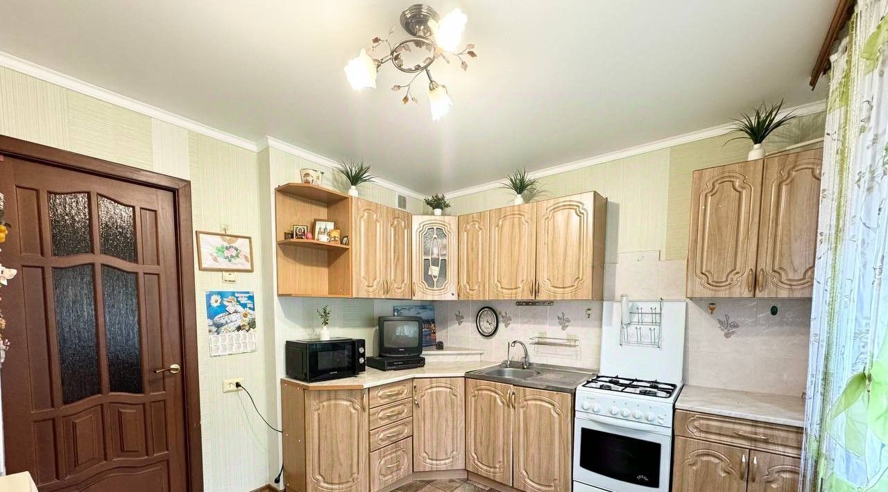 квартира р-н Нижнекамский г Нижнекамск ул Сююмбике 73 фото 3