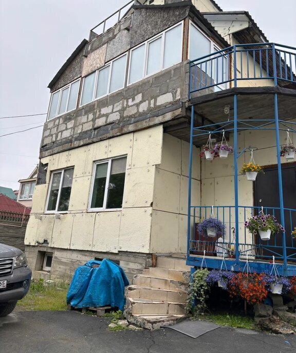дом г Южно-Сахалинск ул Комсомольская 93 фото 1