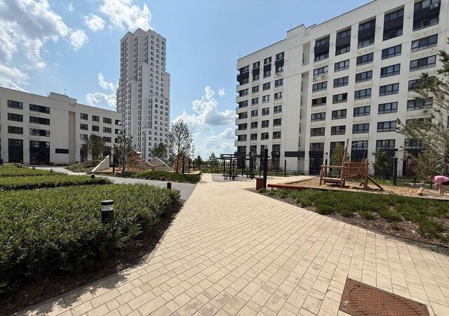 р-н Калининский ул Фармана Салманова 1 фото
