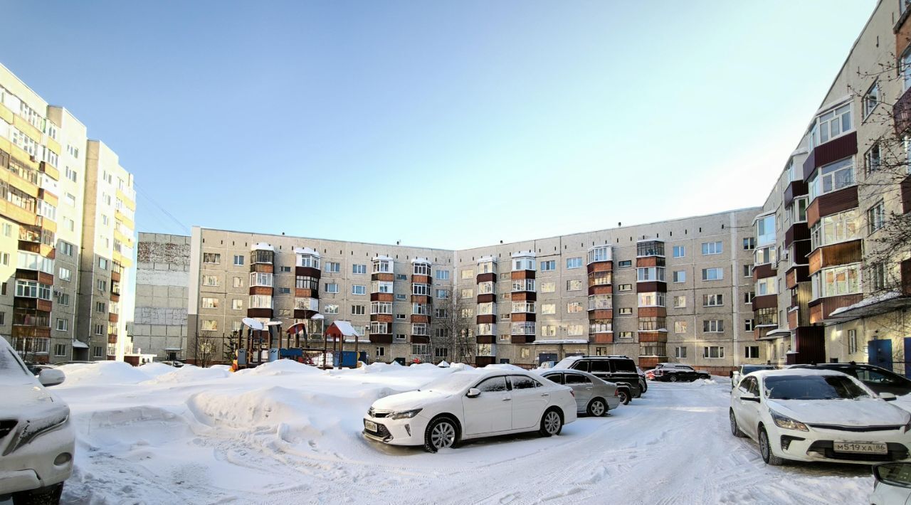 квартира г Сургут ул Профсоюзов 12/1 11Б фото 35