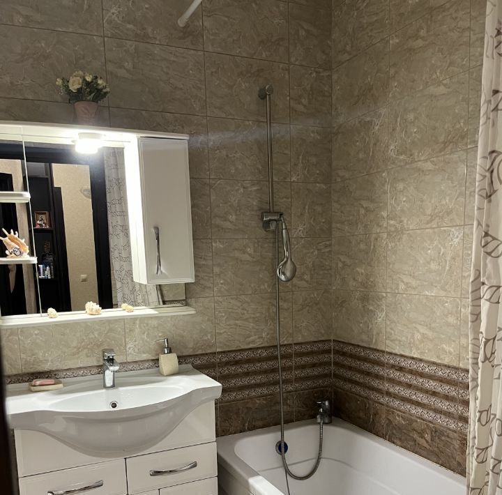 квартира г Краснодар р-н Прикубанский ул им. Героя Сарабеева В.И. 3/1 фото 16