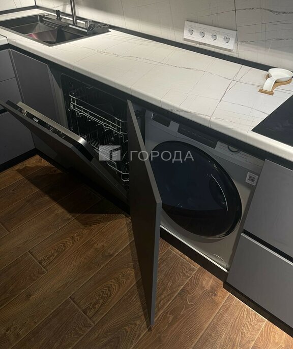 квартира г Барнаул ул Сергея Семенова 27к/2 фото 6