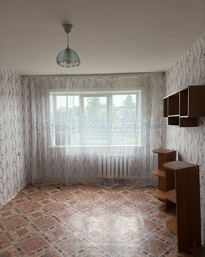 комната г Добрянка пер Строителей 6а/1 фото 1