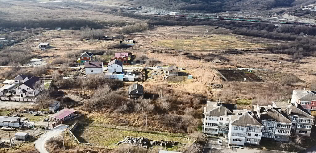 земля г Новороссийск п Верхнебаканский ул Комсомольская фото 6