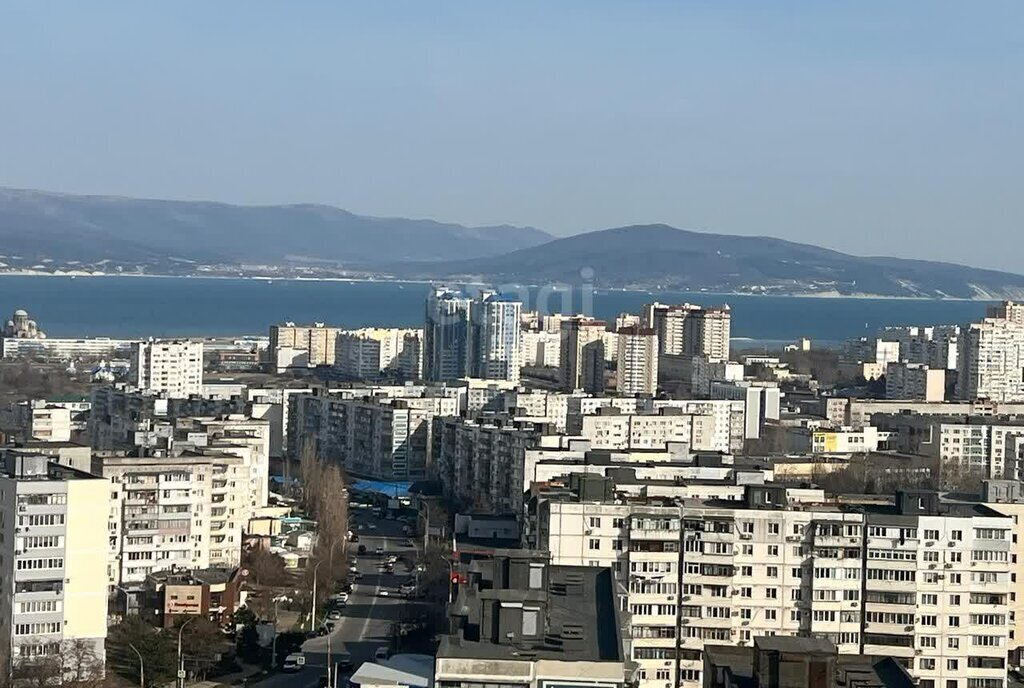 квартира г Новороссийск ул Золотаревского 8а фото 18