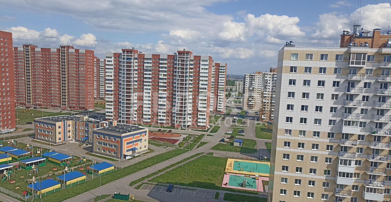 квартира г Березники мкр Усольский ул Строителей 1 фото 16