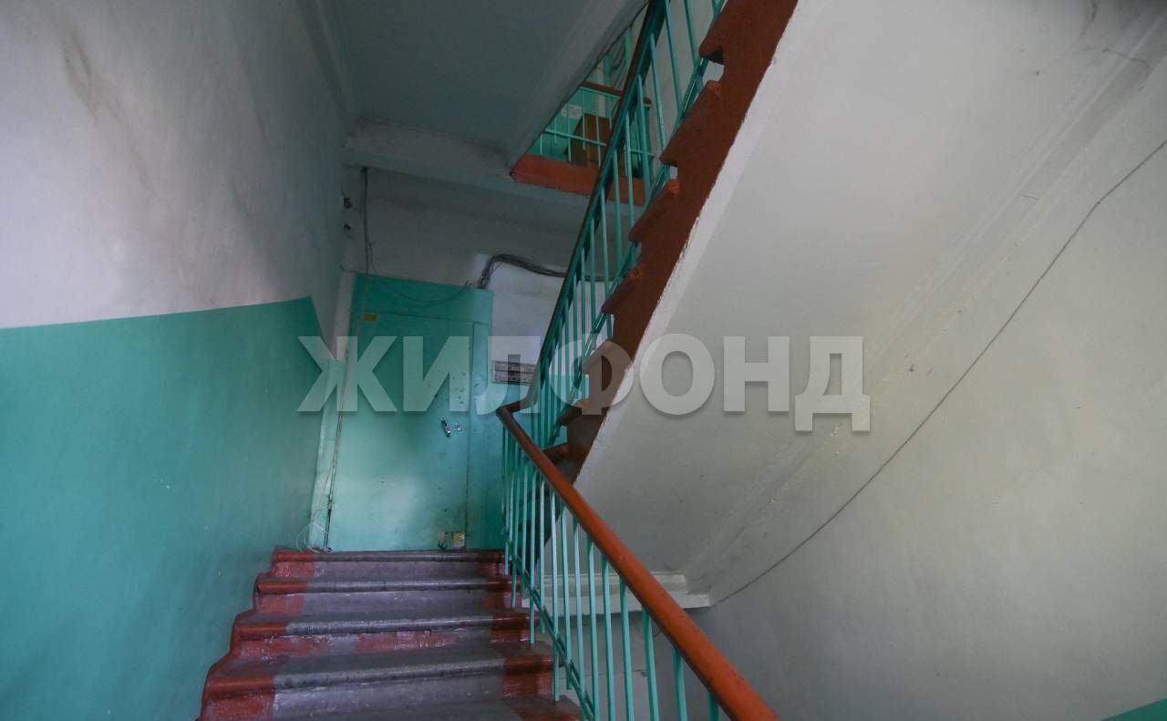 квартира г Барнаул р-н Октябрьский ул 40 лет Октября 29а фото 5