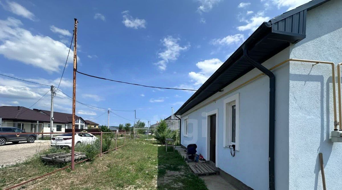 дом г Саратов р-н Волжский проезд 5-й Малый Клеверный, 7 фото 3