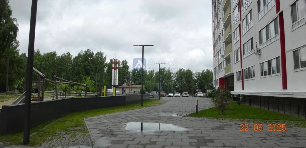 квартира г Тюмень проезд Воронинские горки 99б фото 23