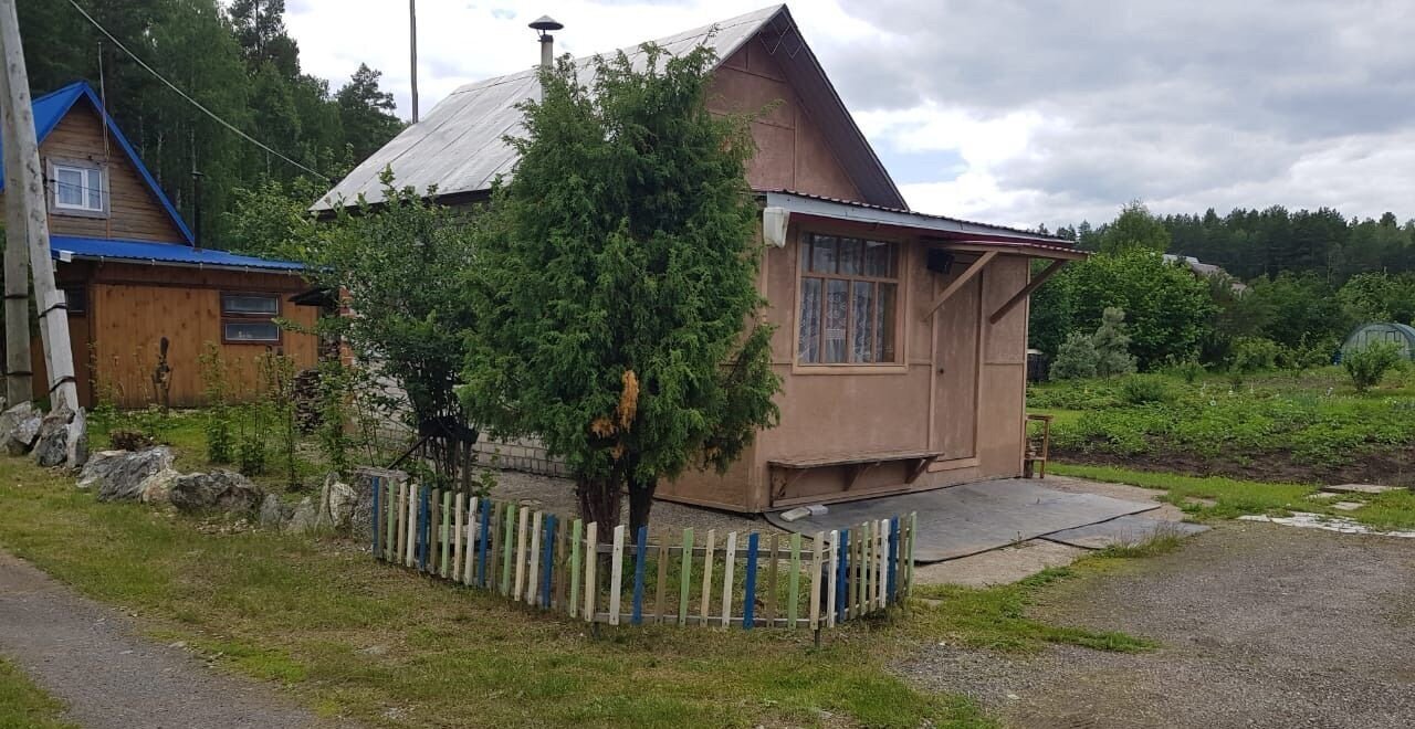 дом г Полевской садово-огородническое товарищество Кедр, 6-я ул фото 1