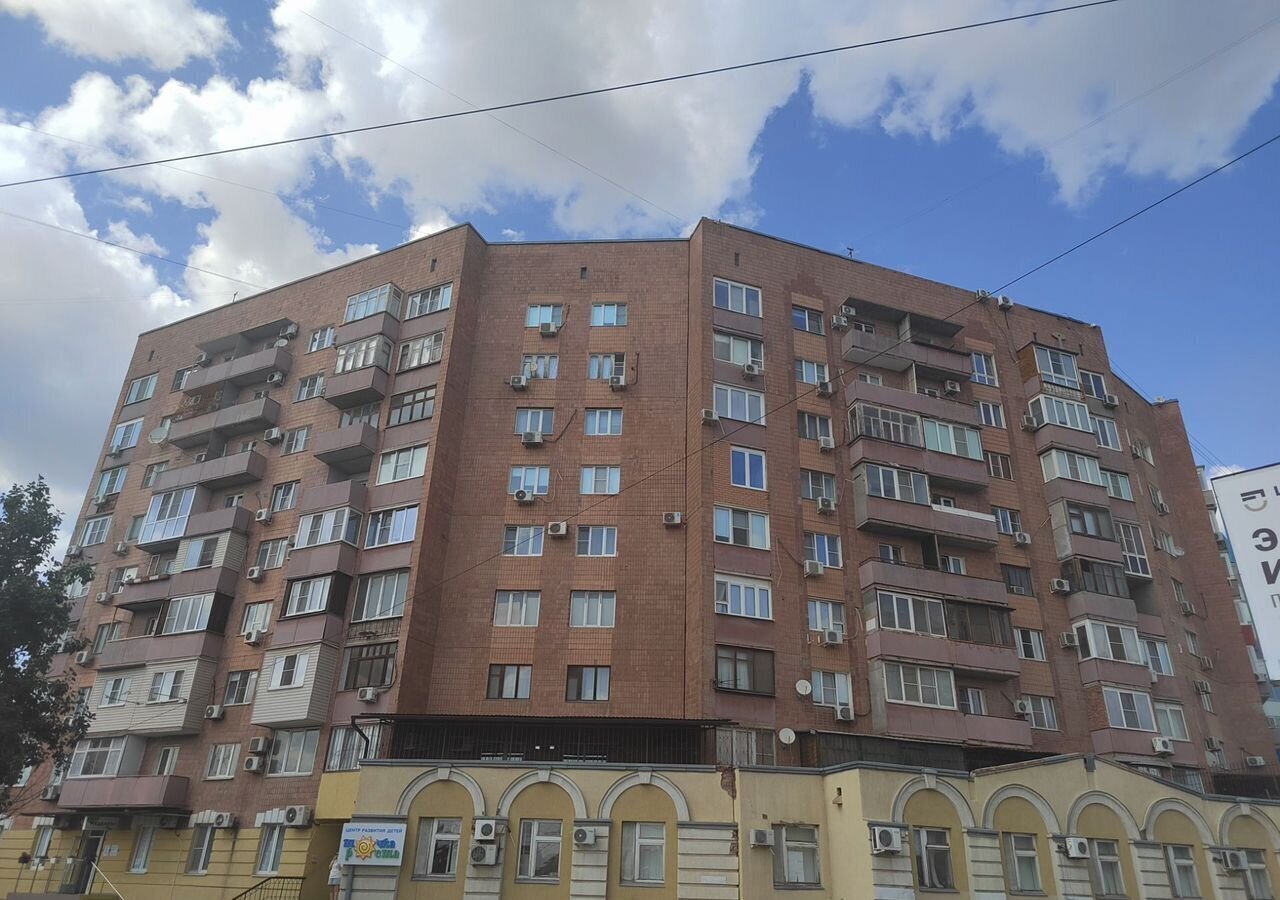 квартира г Астрахань р-н Кировский ул Набережная Приволжского затона 14к/2 фото 1