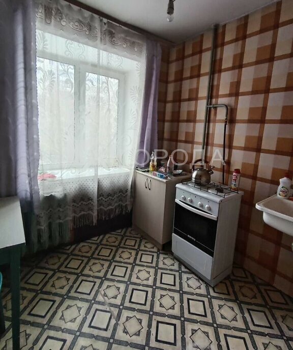 квартира г Барнаул р-н Октябрьский ул Петра Сухова 62а фото 2
