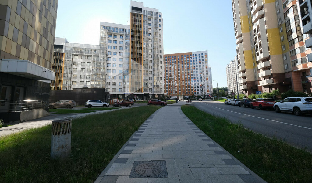 квартира г Москва ТиНАО Внуково Пыхтино, улица Лётчика Ульянина, 7А фото 5