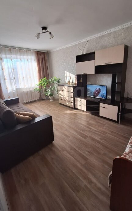 квартира г Прокопьевск р-н Зенковский ул Черных 22 фото 3