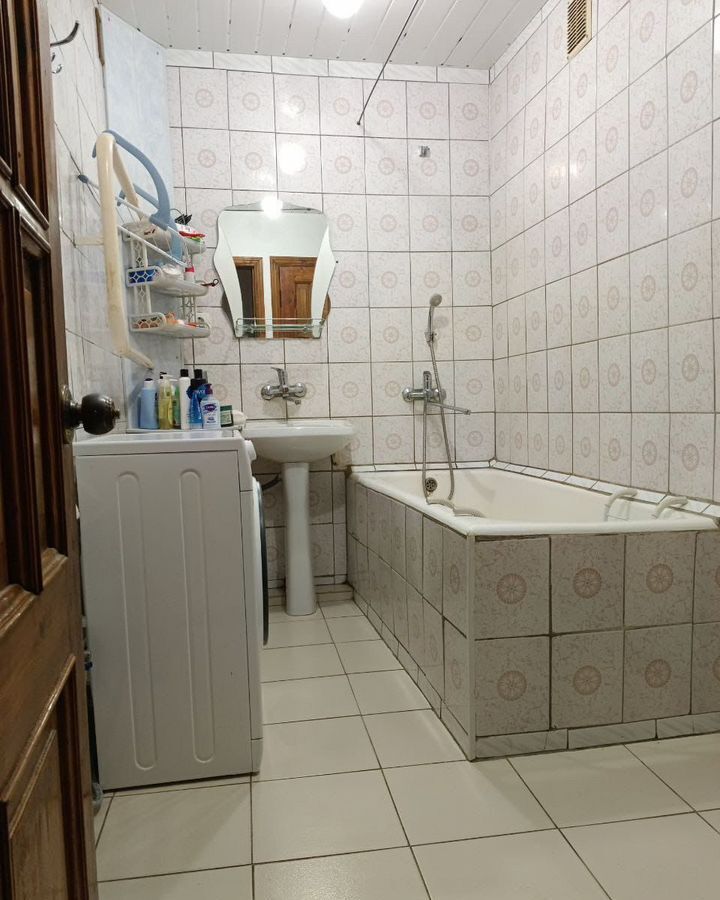 квартира г Великий Новгород Донецкий ул Хутынская 27к/1 фото 3