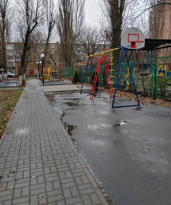 квартира г Таганрог ул Сергея Лазо 1 фото 13