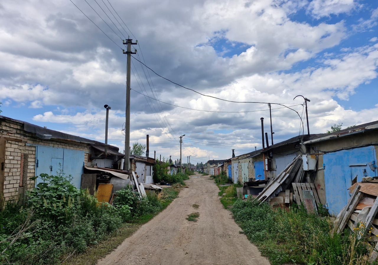 гараж г Балаково ул Весенняя Балаковский р-н, муниципальное образование фото 4