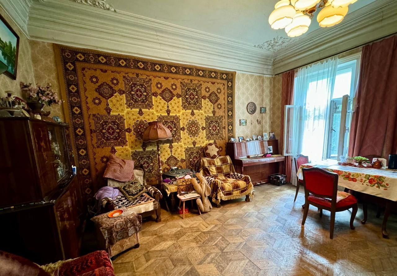 квартира г Саратов р-н Октябрьский ул. имени Т. Г. Шевченко, 32 фото 2