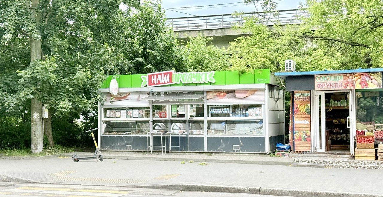 торговое помещение г Калининград р-н Центральный ул Брусничная 1 фото 1