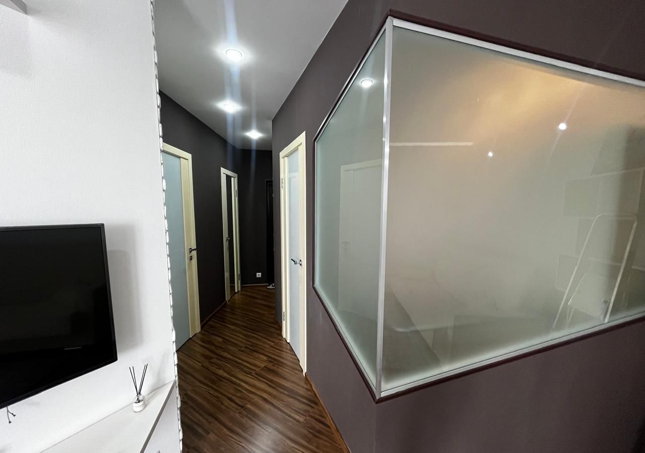 квартира г Омск р-н Кировский пр-кт Комарова 17к/3 Кировский АО фото 9