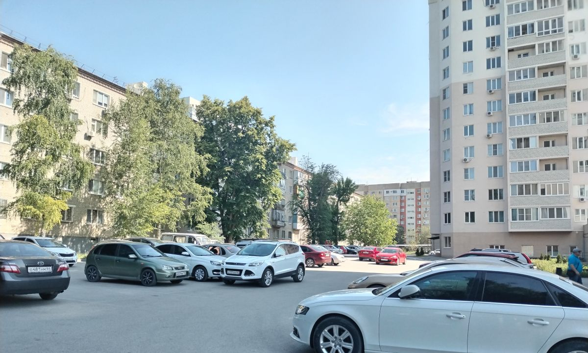 квартира г Саратов р-н Заводской 4-й Жилучасток пр-кт Энтузиастов 44в м-н фото 16