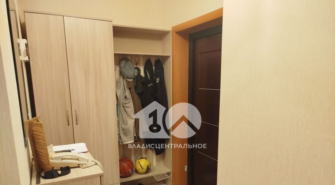 квартира г Новосибирск Гагаринская ул Галущака 15 фото 2