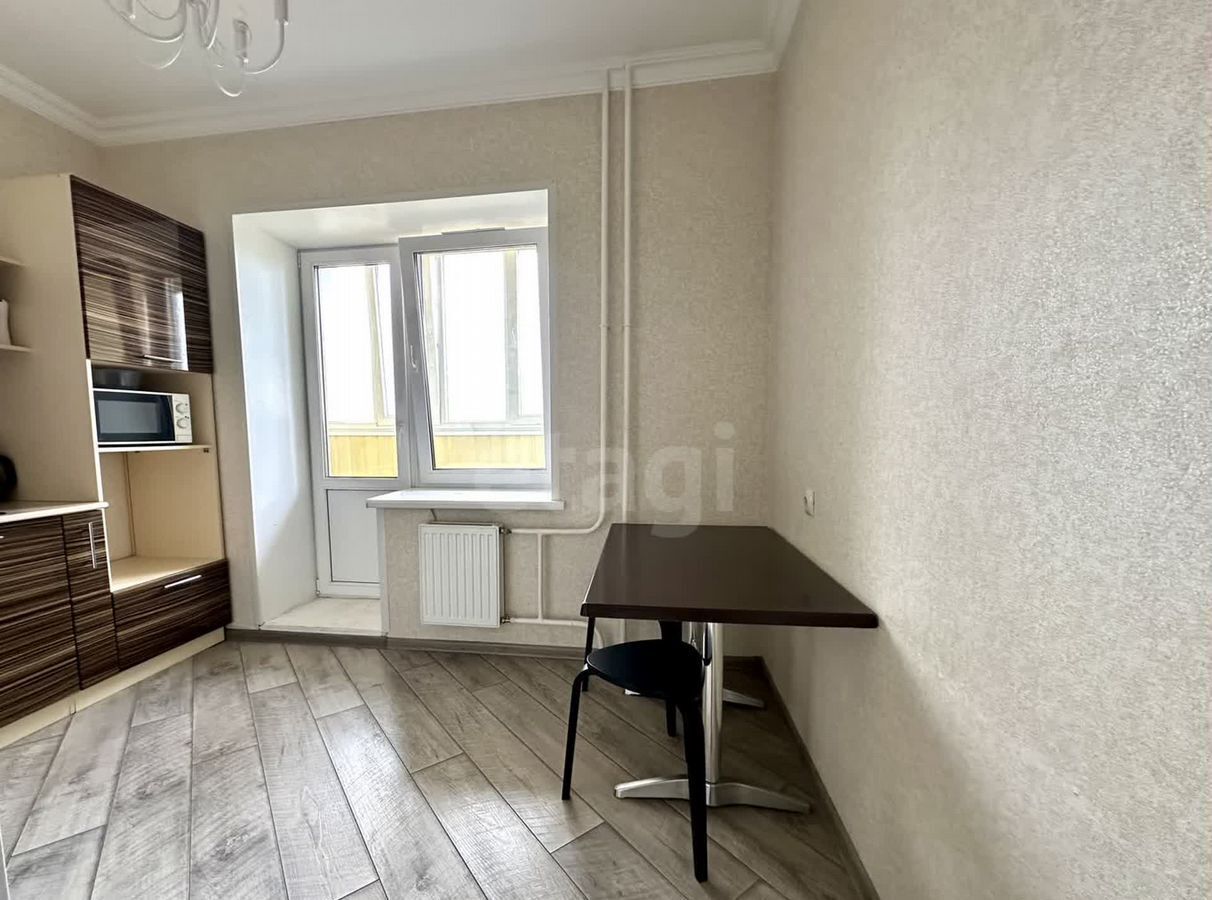 квартира г Стерлитамак пр-кт Октября 93 ЖК № 5, 7 в мкр. 5 Западный фото 4