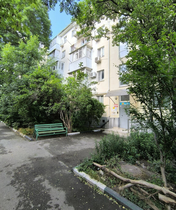 квартира г Новороссийск р-н Центральный ул Свердлова 16 фото 1