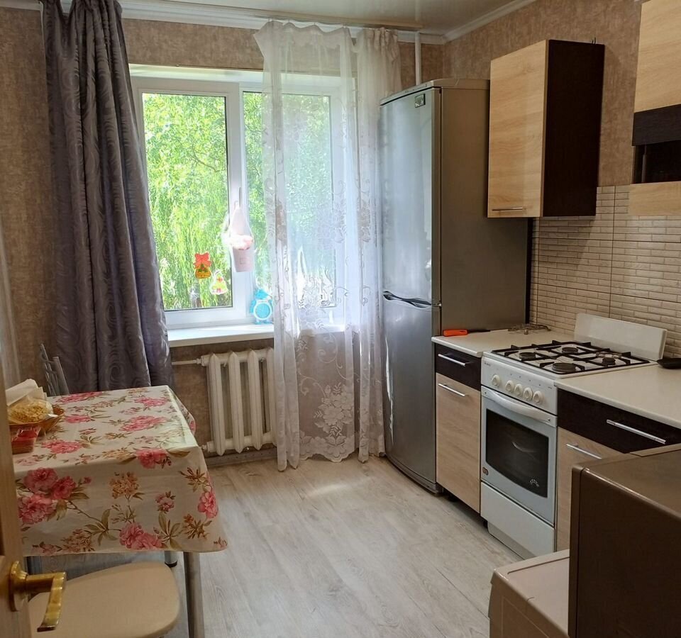 квартира г Брянск рп Радица-Крыловка Бежицкий район ул Камозина 32 фото 1