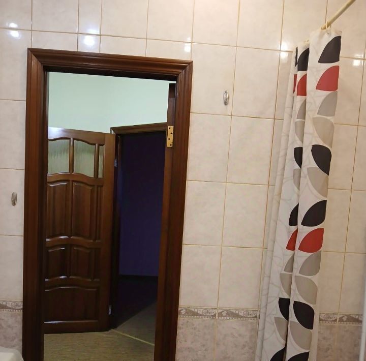 квартира г Тольятти р-н Автозаводский ул Полякова 26 фото 5