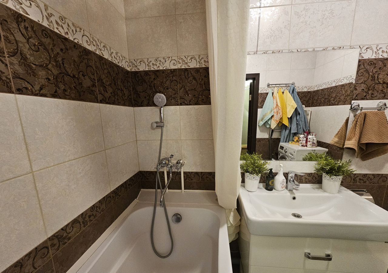 квартира г Астрахань р-н Советский ул. Набережная реки Царева, 87к 5 фото 12