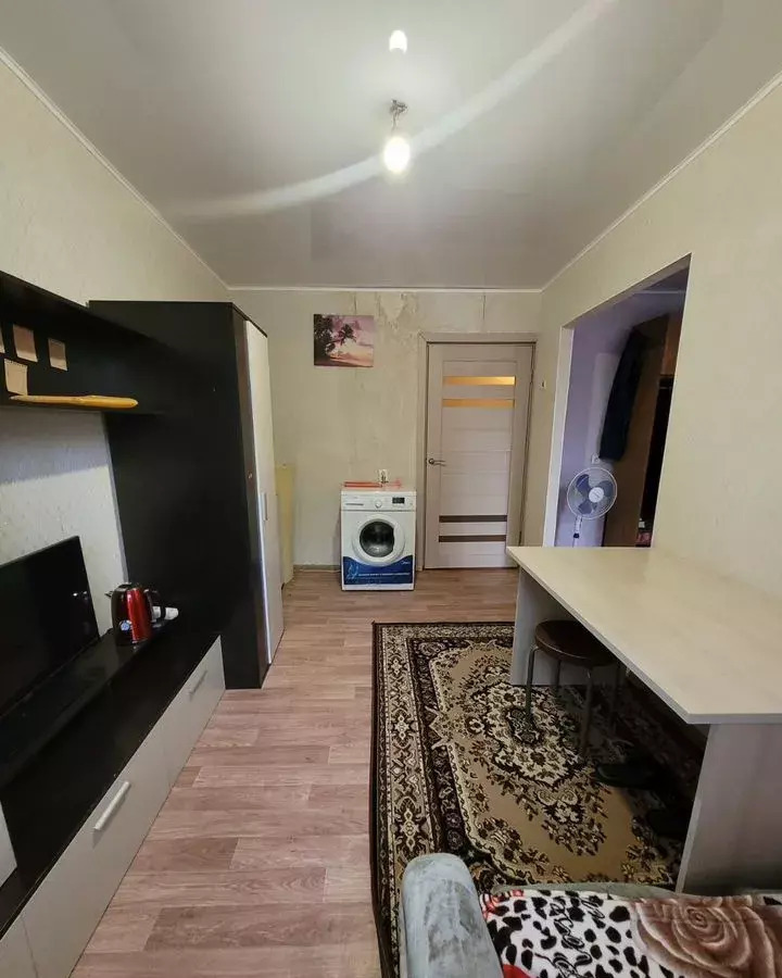 квартира г Астрахань р-н Кировский б-р Победы 54к/3 фото 1