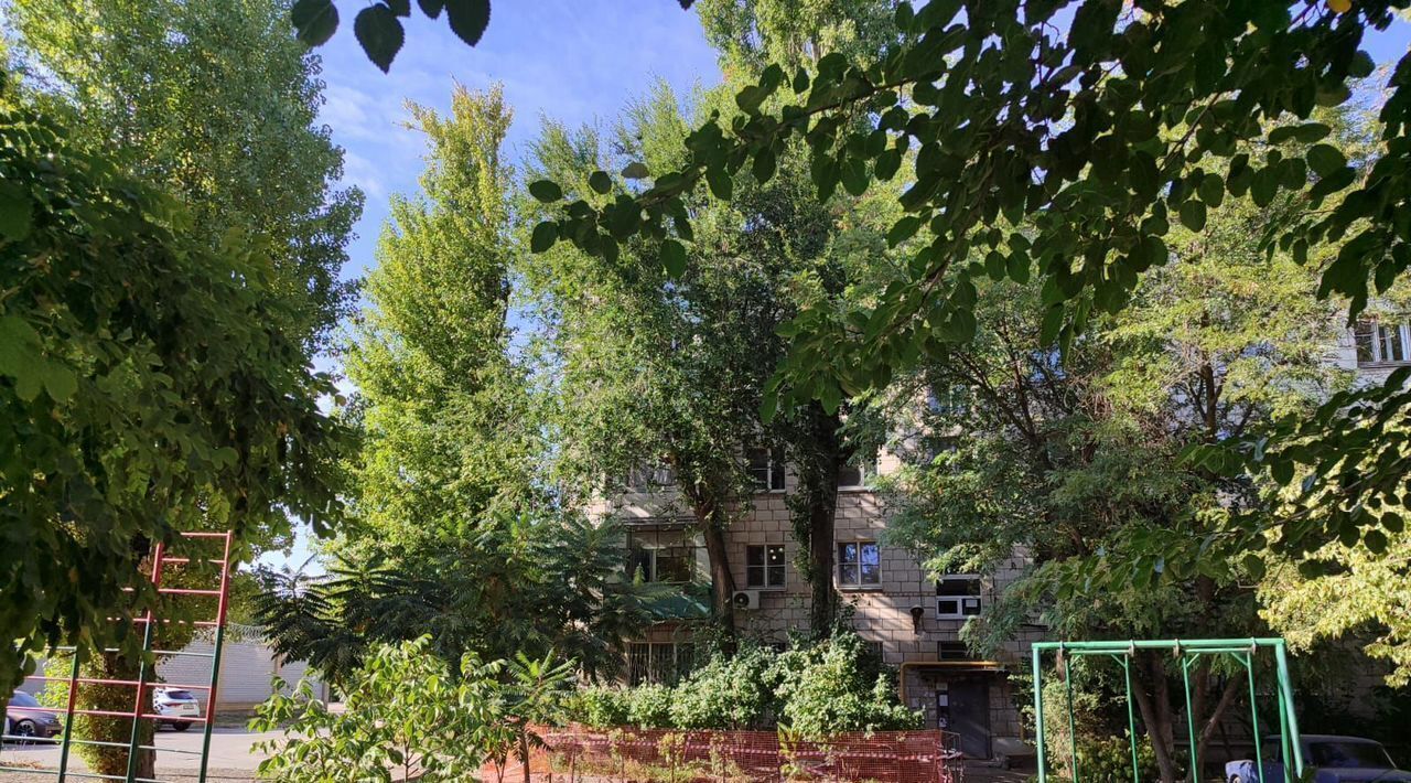 квартира г Волгоград р-н Дзержинский ул Шекснинская 10 фото 16