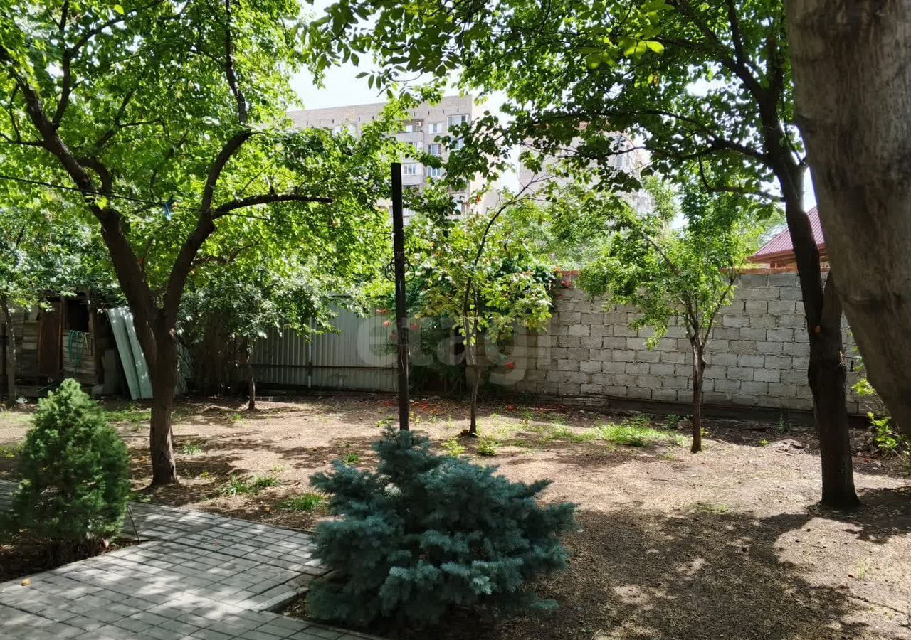 дом г Астрахань р-н Советский ул Магаданская 32 фото 8