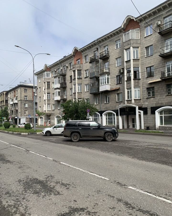 торговое помещение г Новокузнецк р-н Центральный пр-кт Металлургов 17 фото 18